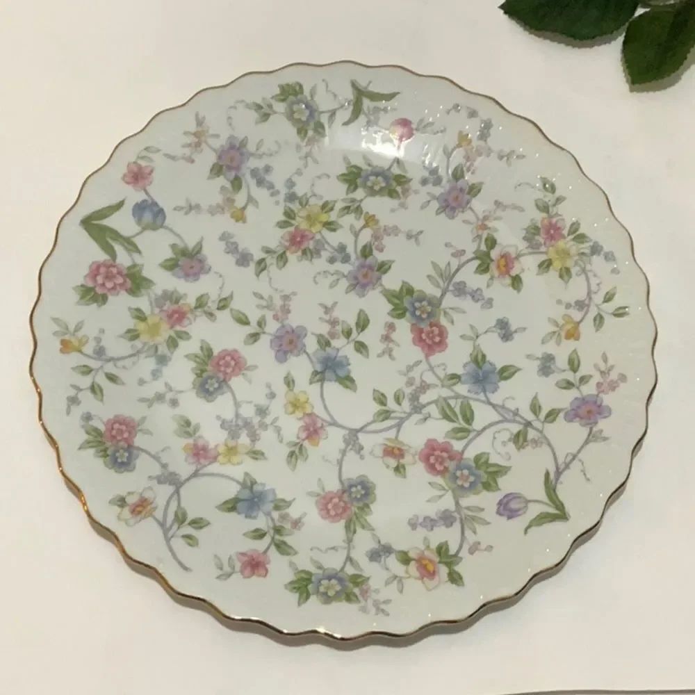 Andrea by sadek cake plate  Japan 10 1/4” likNew no box G7